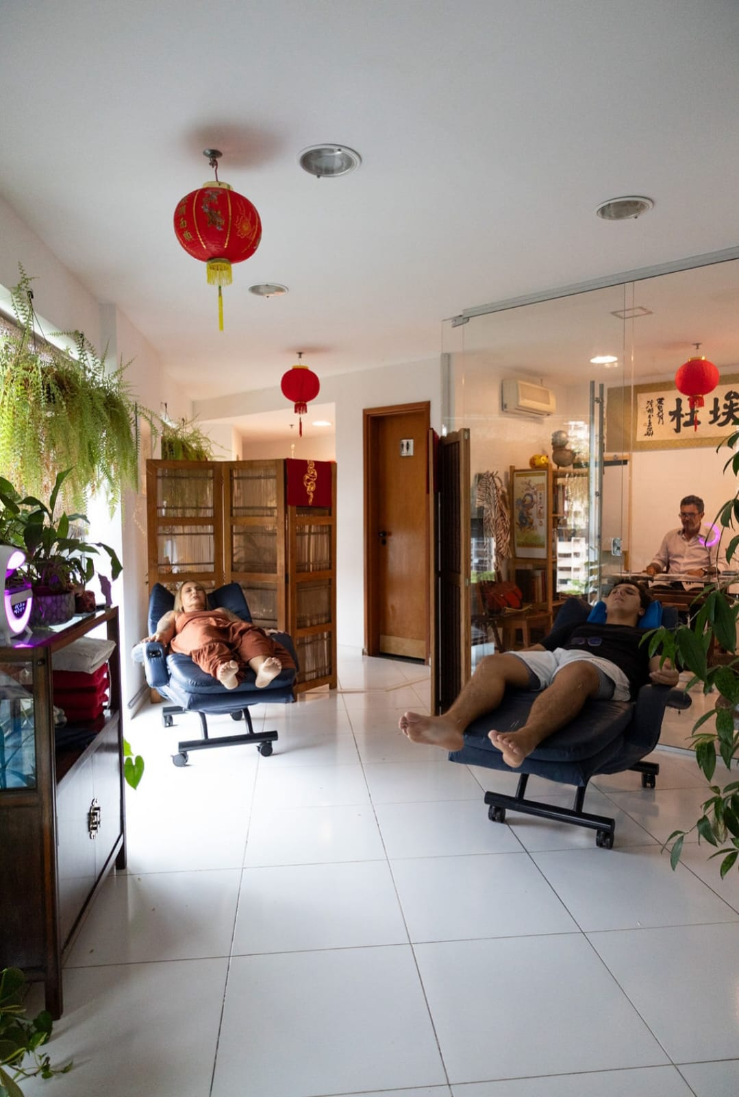 Sala de tratamento da Clínica Tung na Barra da Tijuca